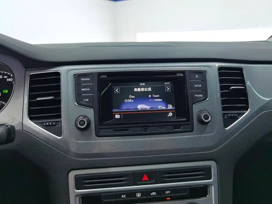 Volkswagen Golf Sportsvan — миниатюра 13