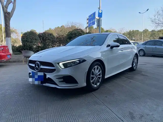MERCEDES-BENZ A CLASS