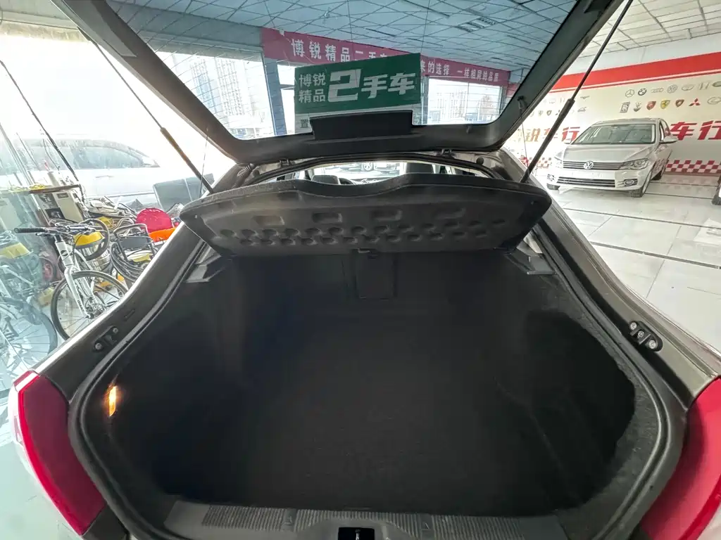 Skoda Octavia 1.8TSI DSG Comfort Handsome Edition, фото 8