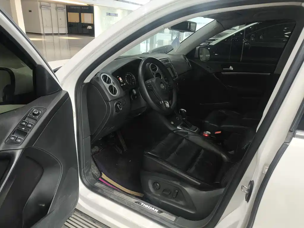 Volkswagen Tiguan — миниатюра 4