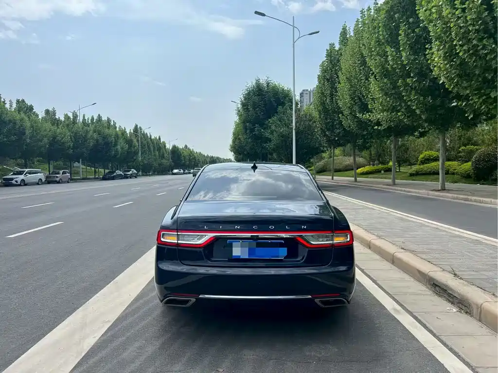 Lincoln Continental — миниатюра 8