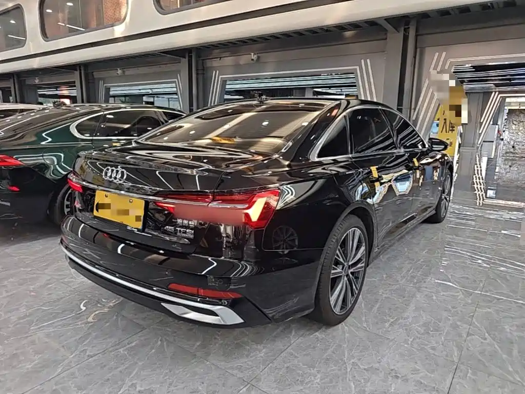 Audi A6L — миниатюра 7