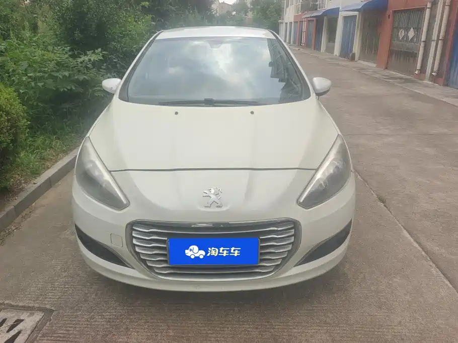 Peugeot 308 — миниатюра 2