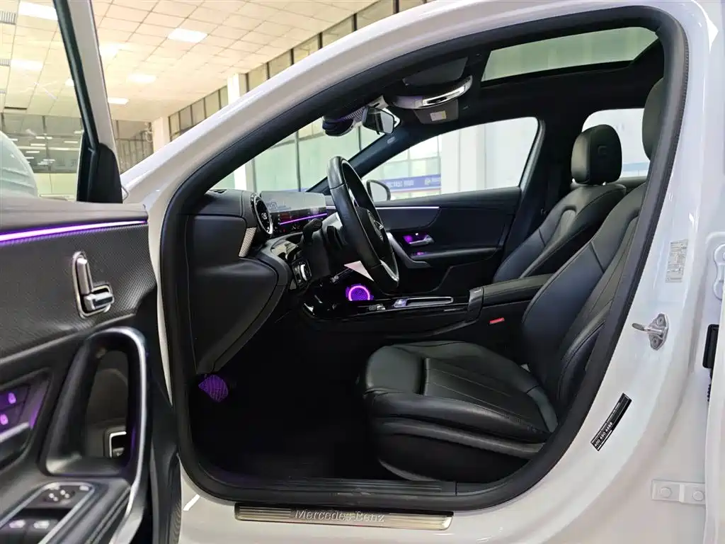 MERCEDES-BENZ A CLASS