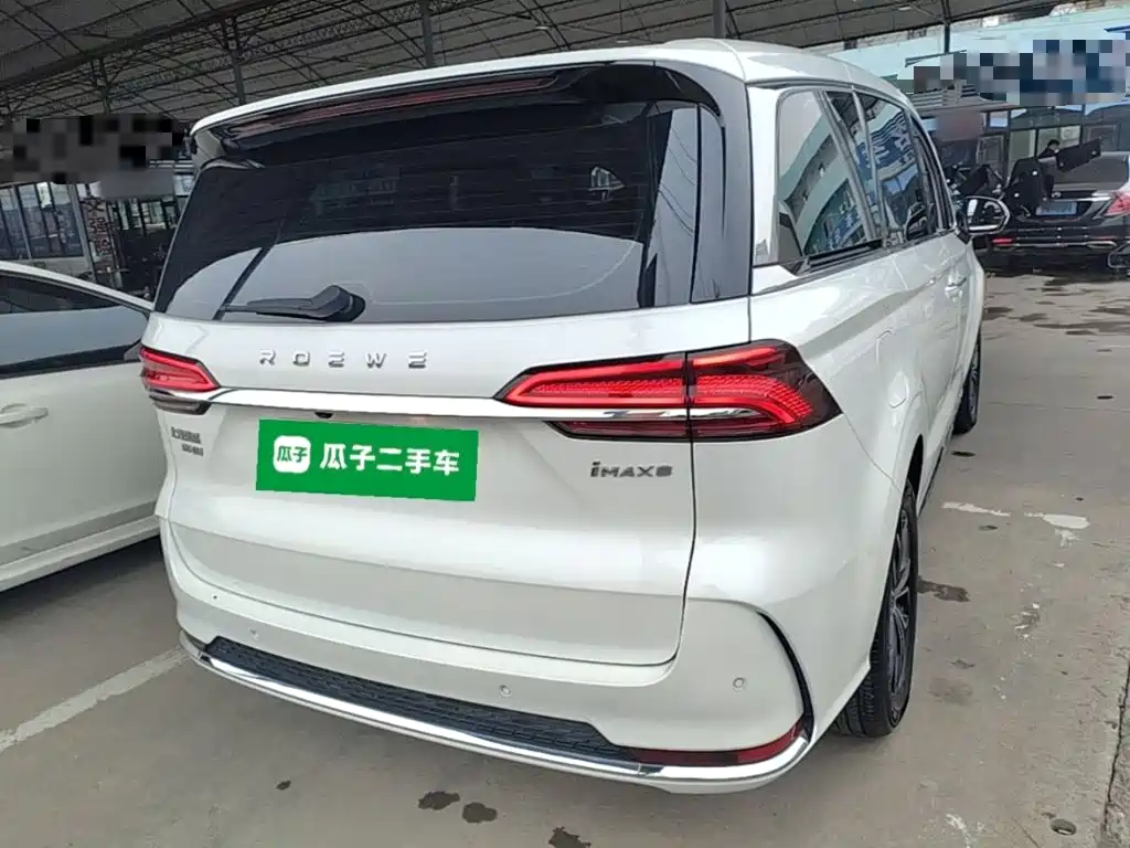 Roewe iMAX8 New Energy — миниатюра 7