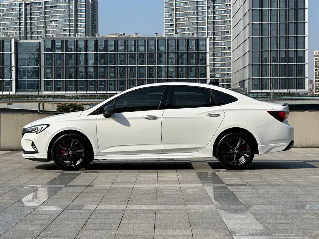 Buick Verano — миниатюра 4