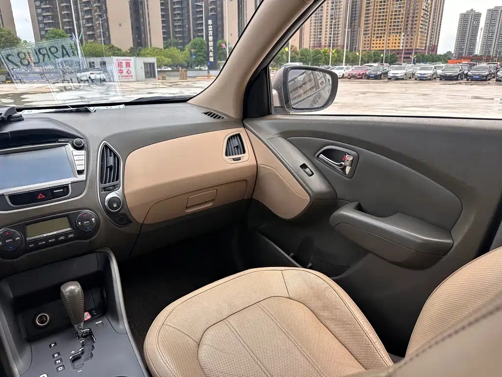 Hyundai ix35 — миниатюра 12