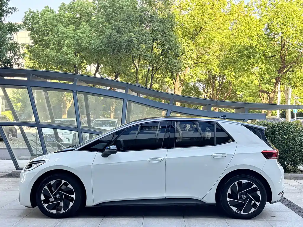 Volkswagen ID.3 — миниатюра 7