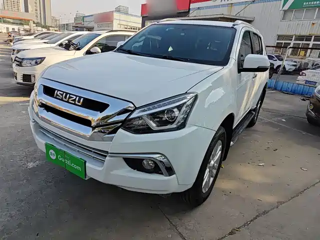 ISUZU MU X SHEPHERD RANGER