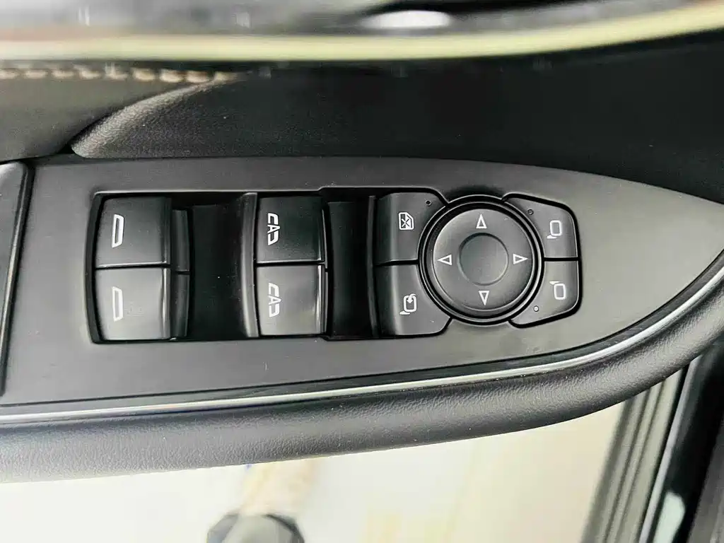 Buick Envision S — миниатюра 11