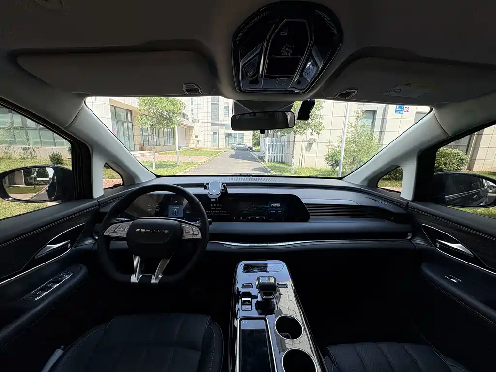 Dongfeng V9 2026 200km Comfort