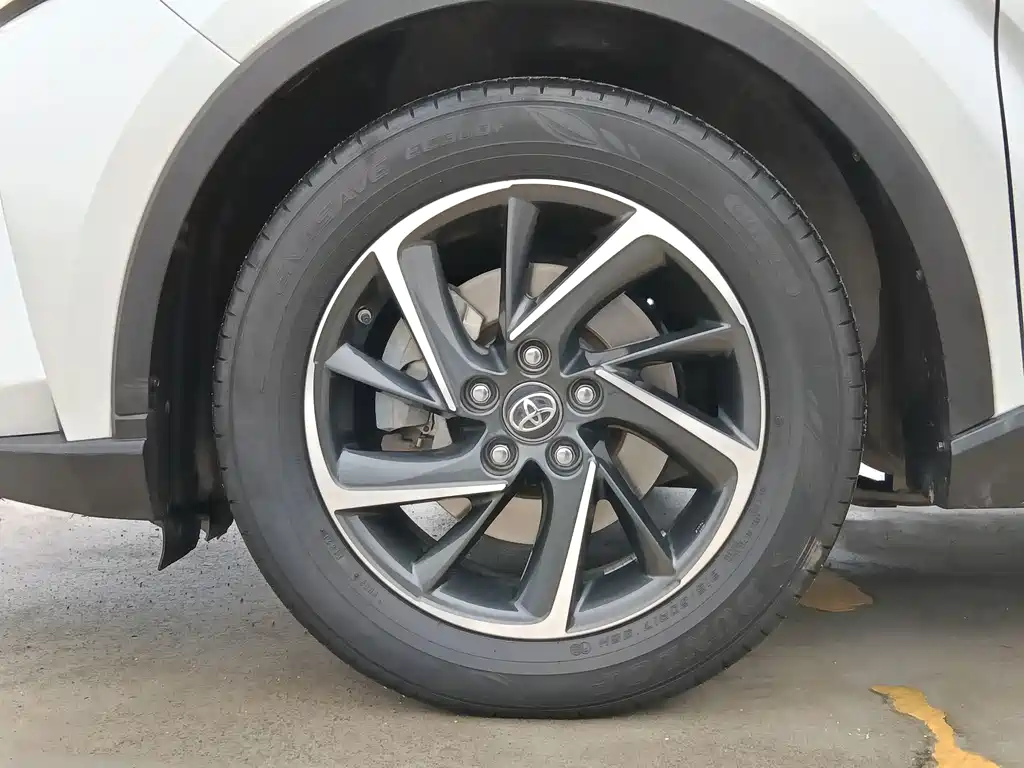 Toyota C-HR — миниатюра 15