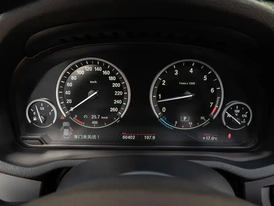 BMW X4 — миниатюра 6