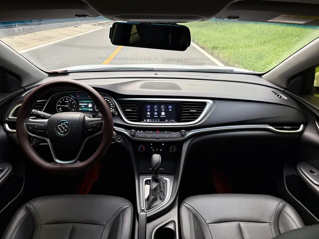 Buick Excelle — миниатюра 11