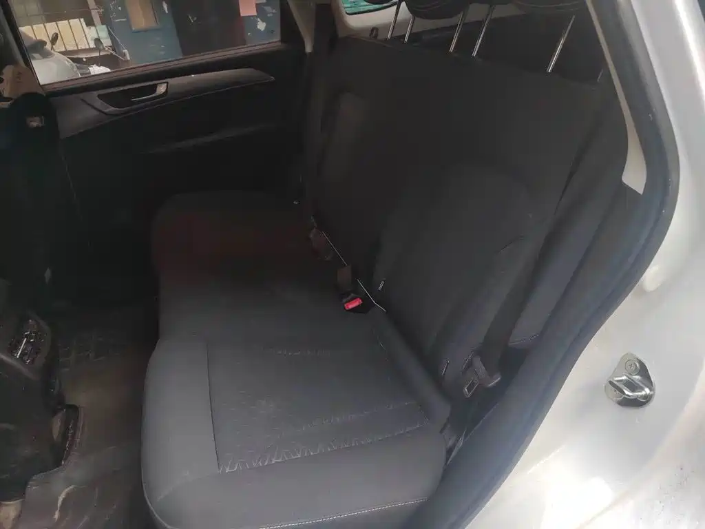 Haval M6 — миниатюра 13