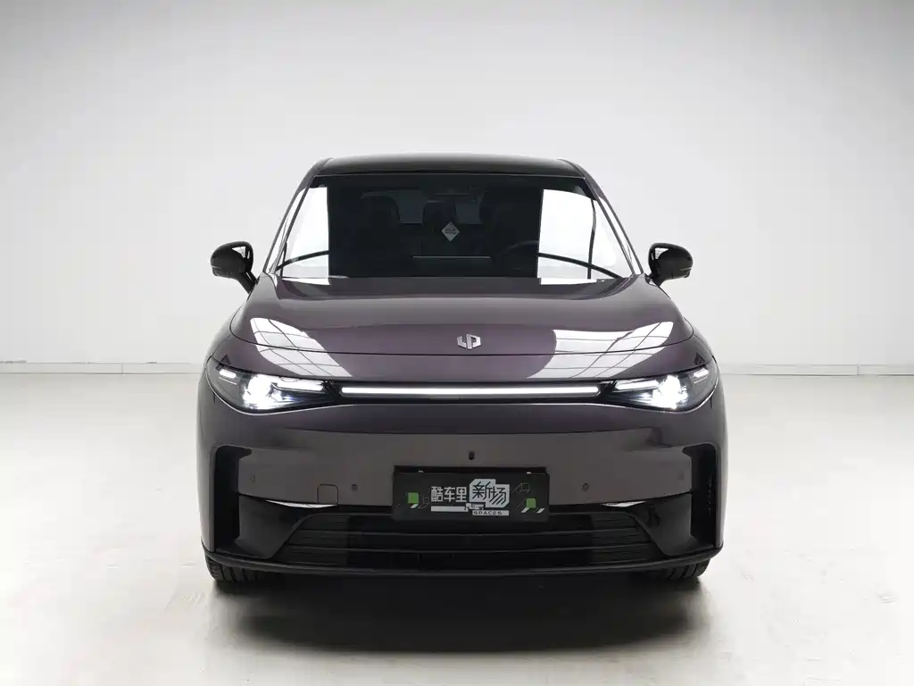 Leapmotor Leapmotor C10 — миниатюра 2