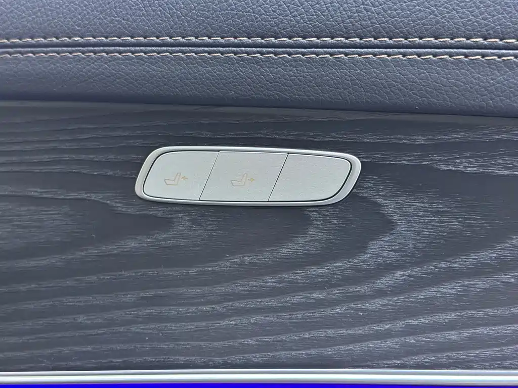 Mercedes-Benz E-Class New Energy — миниатюра 14