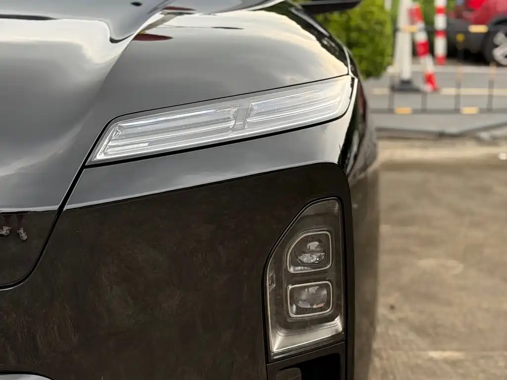 NIO ES8 — миниатюра 3