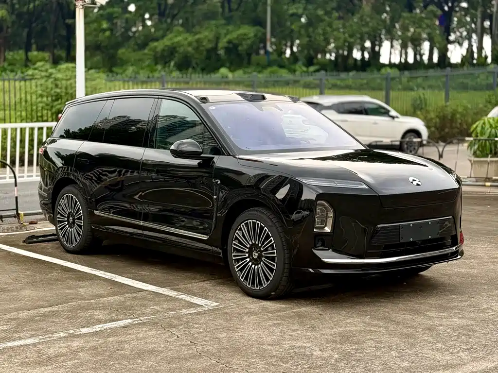 NIO ES8 — миниатюра 4