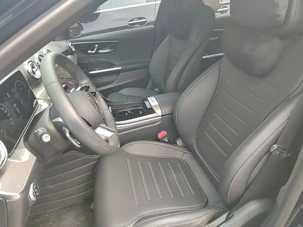 Mercedes-Benz C-Class — миниатюра 20