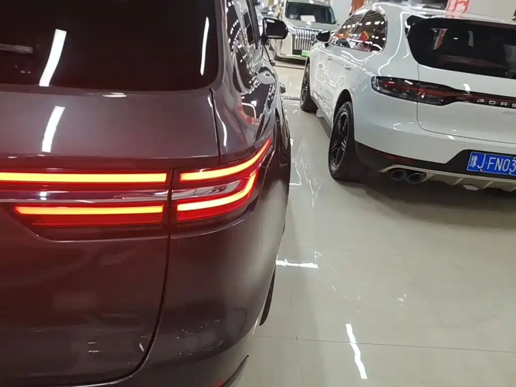 Li Auto Li ONE — миниатюра 8