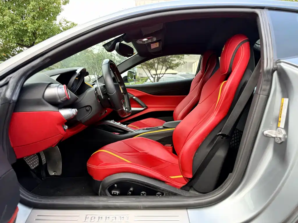 Ferrari 812 — миниатюра 8