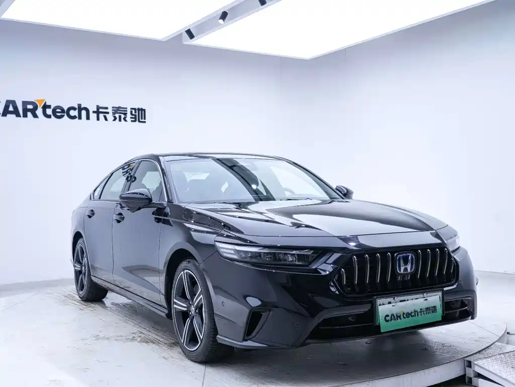 Honda Inspire 2025 e:PHEV