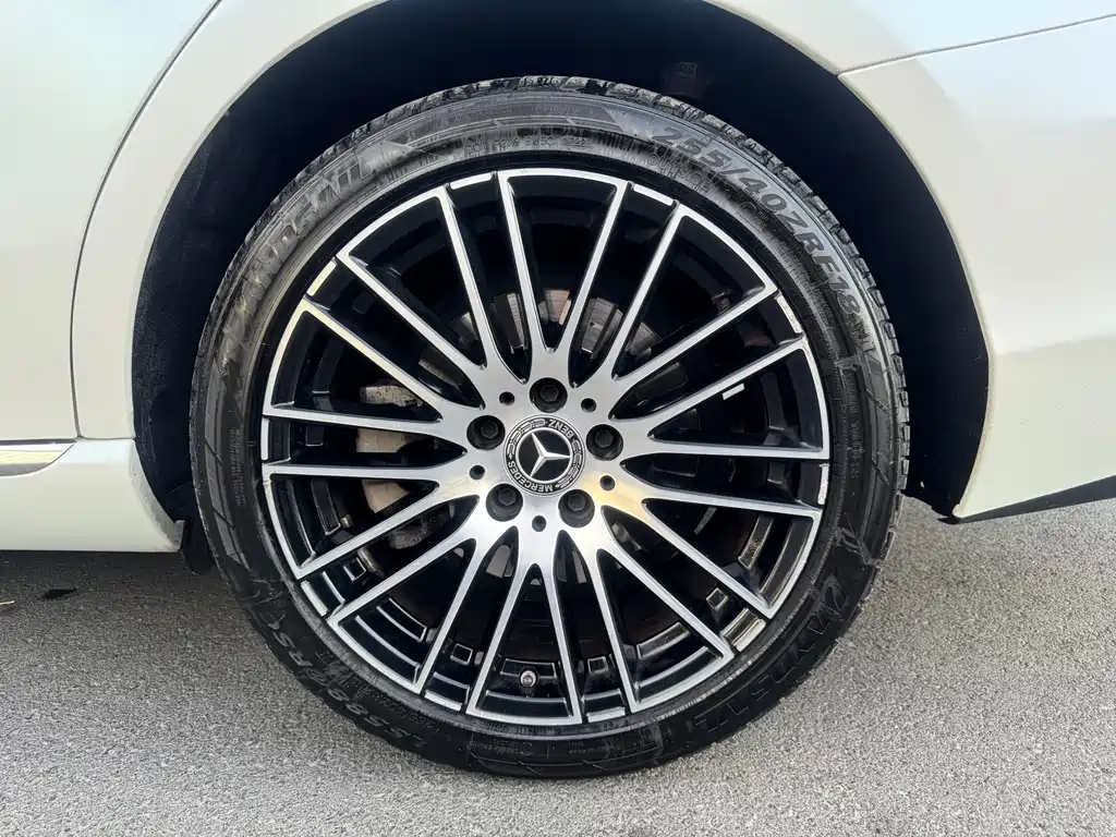 Mercedes-Benz C-Class — миниатюра 10