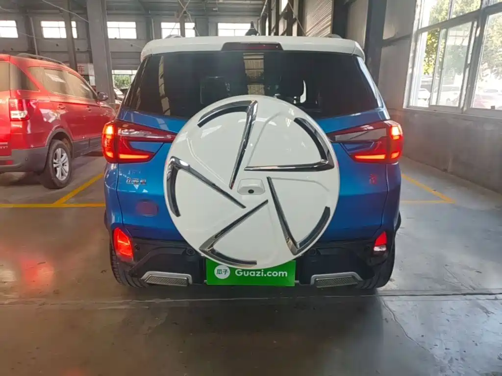 BYD Yuan — миниатюра 6