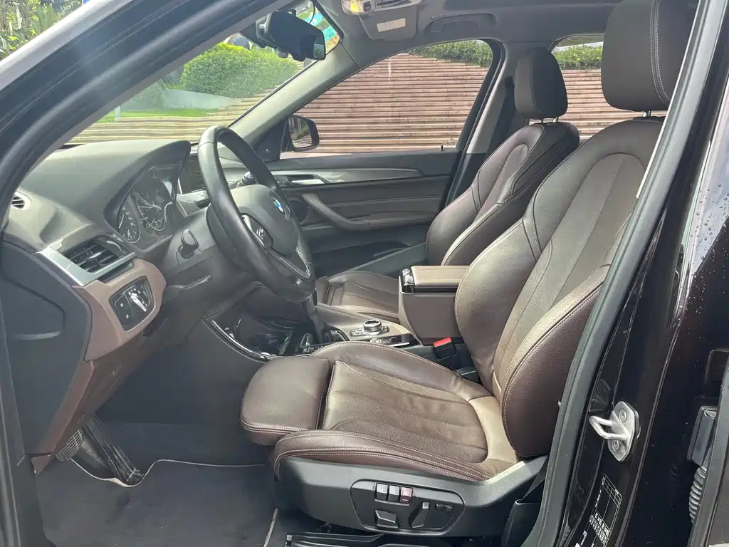 BMW X1 2018 sDrive20Li Lead