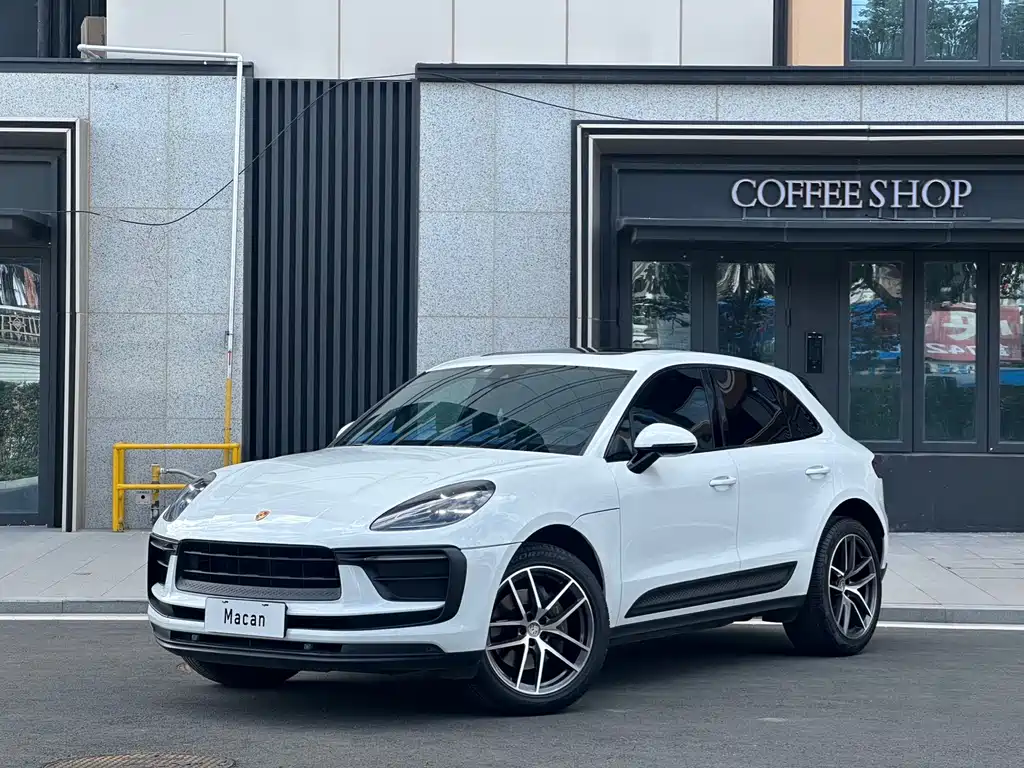 Porsche Macan 2022