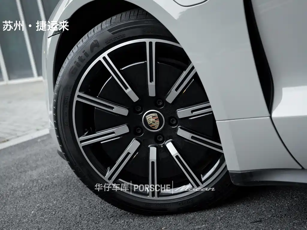 Porsche Taycan 2022 Taycan