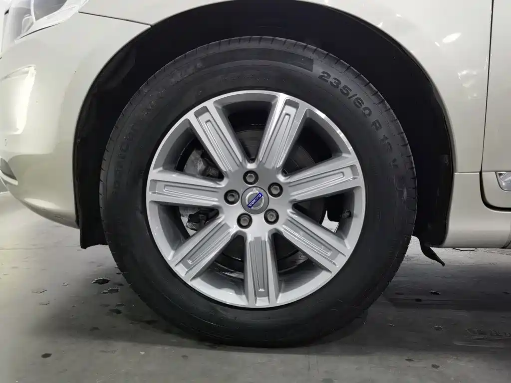 Volvo XC60 — миниатюра 17