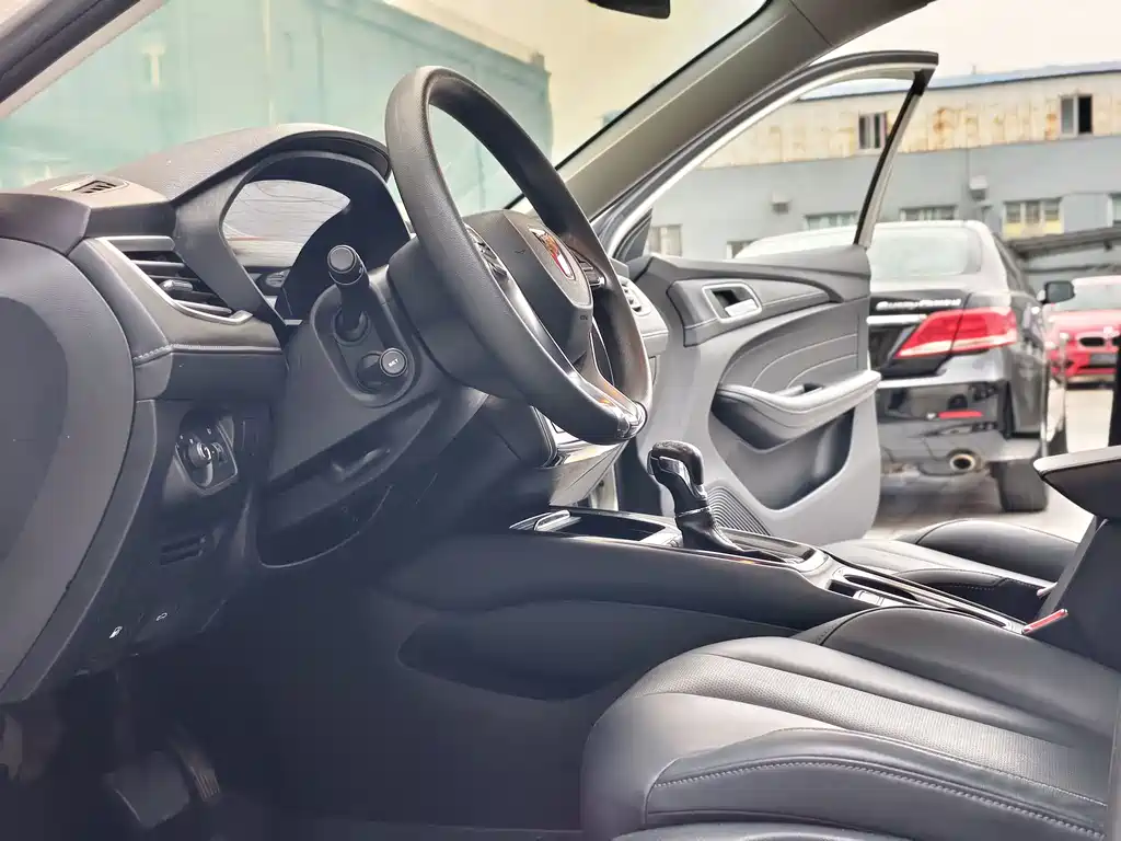 Roewe i5 — миниатюра 12