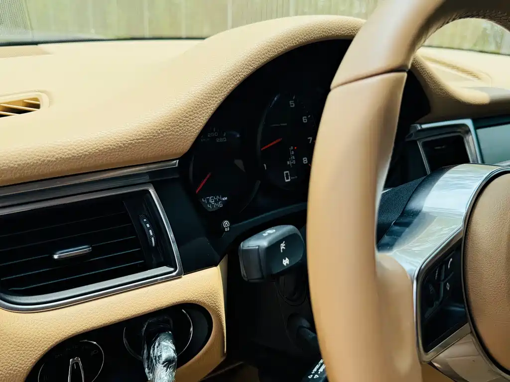Porsche Macan 2016 Macan 2.0T