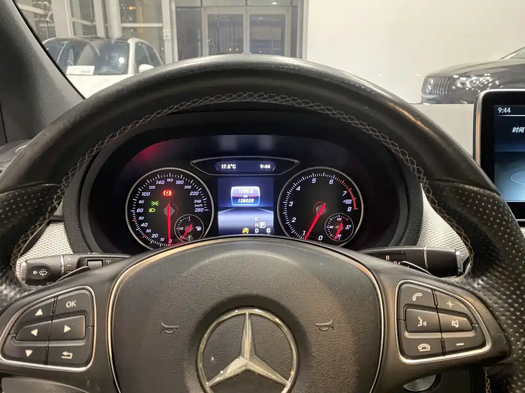 Mercedes-Benz B-Class B 2015 B 200