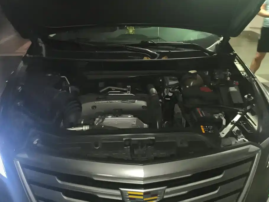 Cadillac XT5 — миниатюра 10