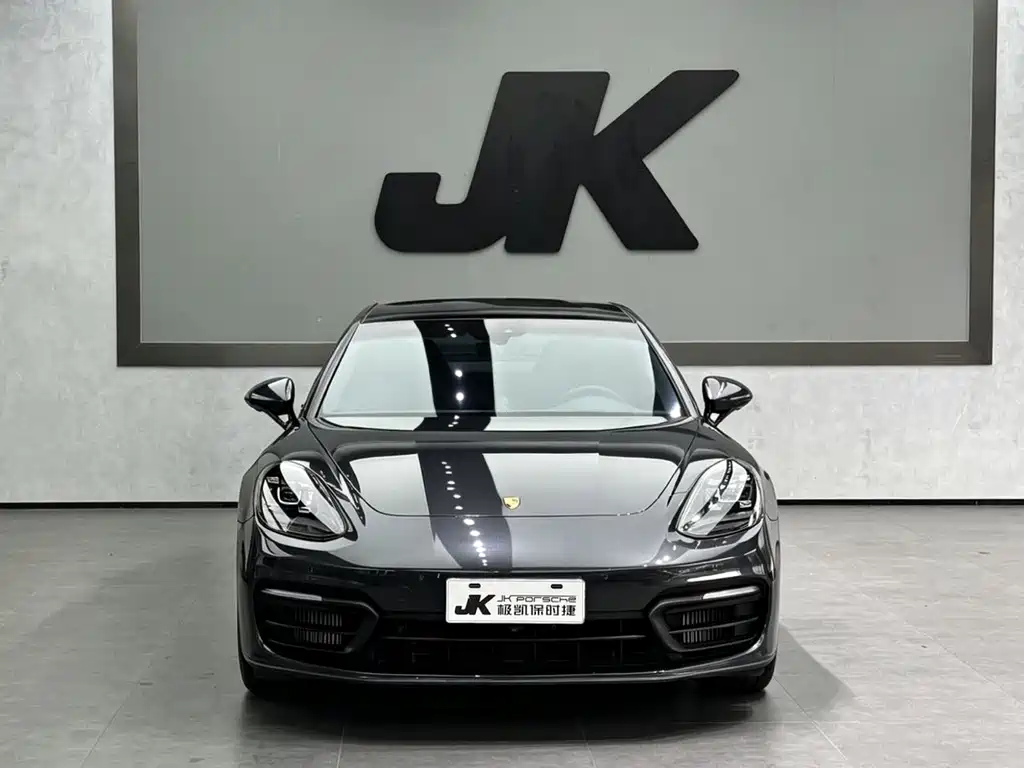Porsche Panamera — миниатюра 2
