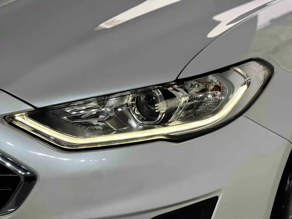 FORD MONDEO NEW ENERGY