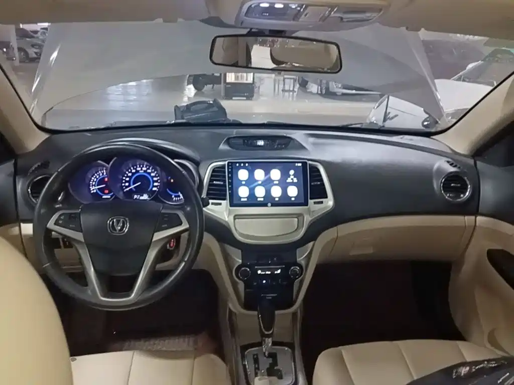 Changan Eado — миниатюра 10