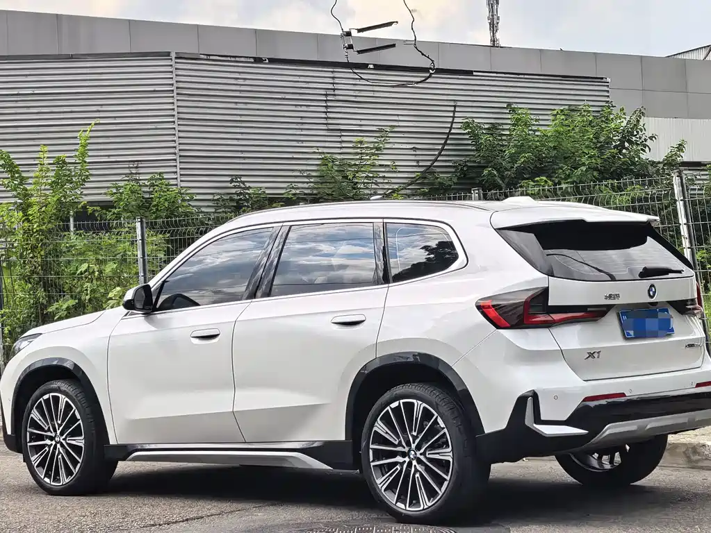BMW X1 2023 xDrive25Li X