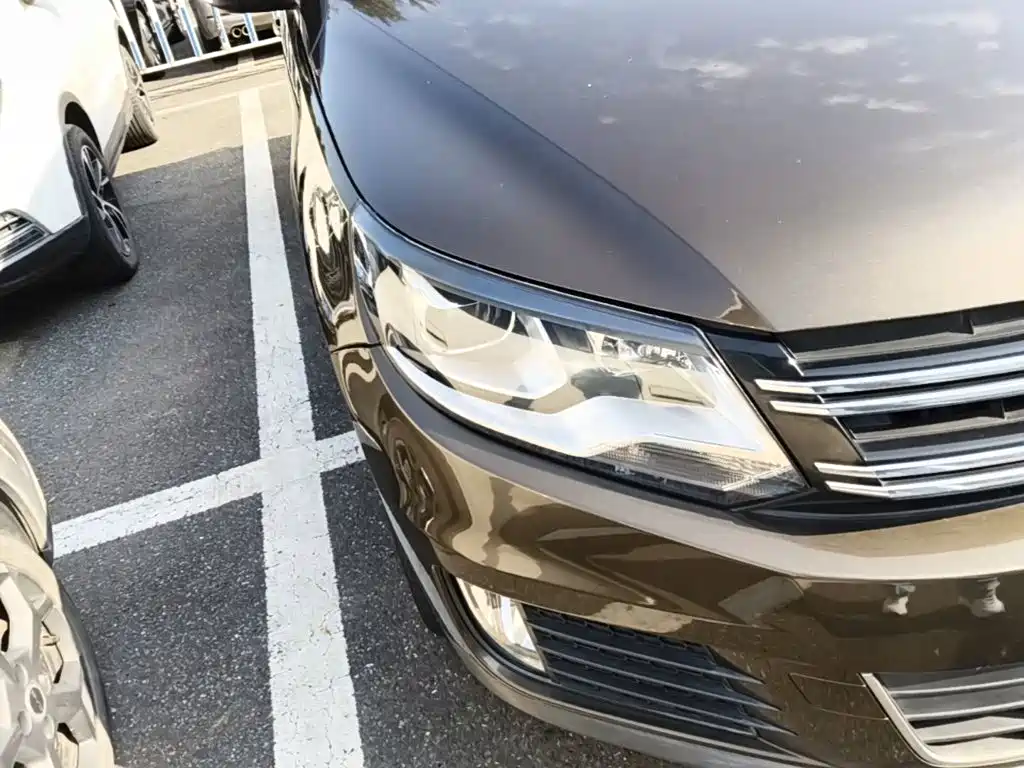 Volkswagen Tiguan — миниатюра 11