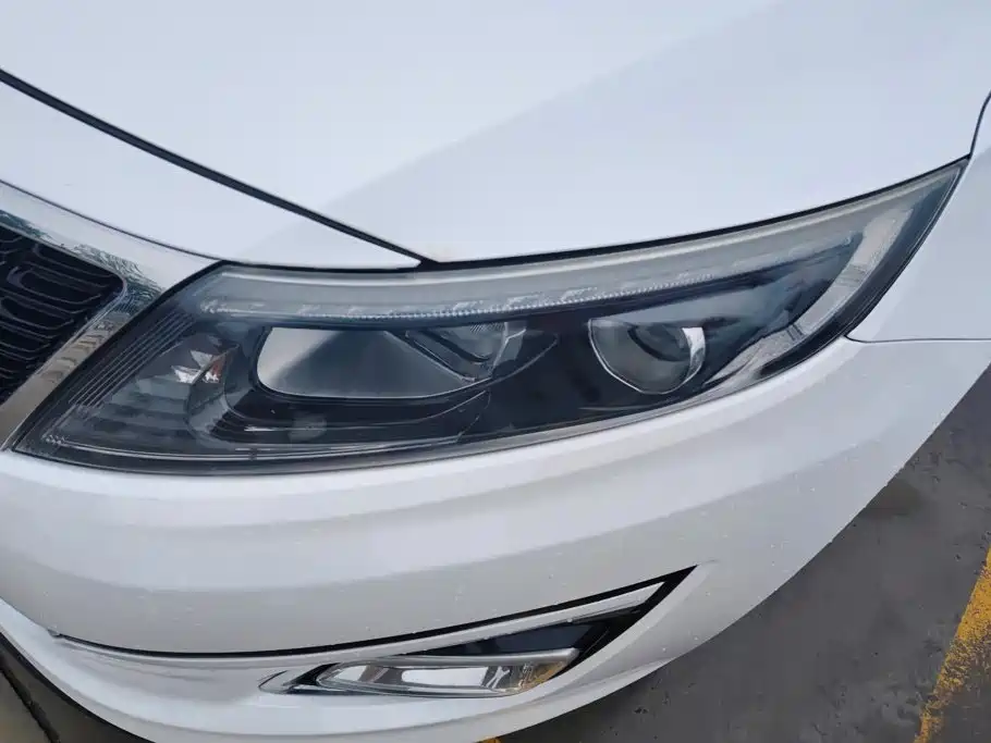Kia K5 — миниатюра 5