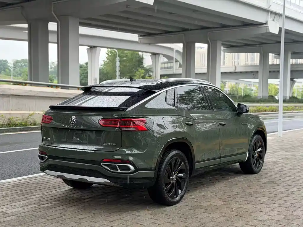 Volkswagen X — миниатюра 6