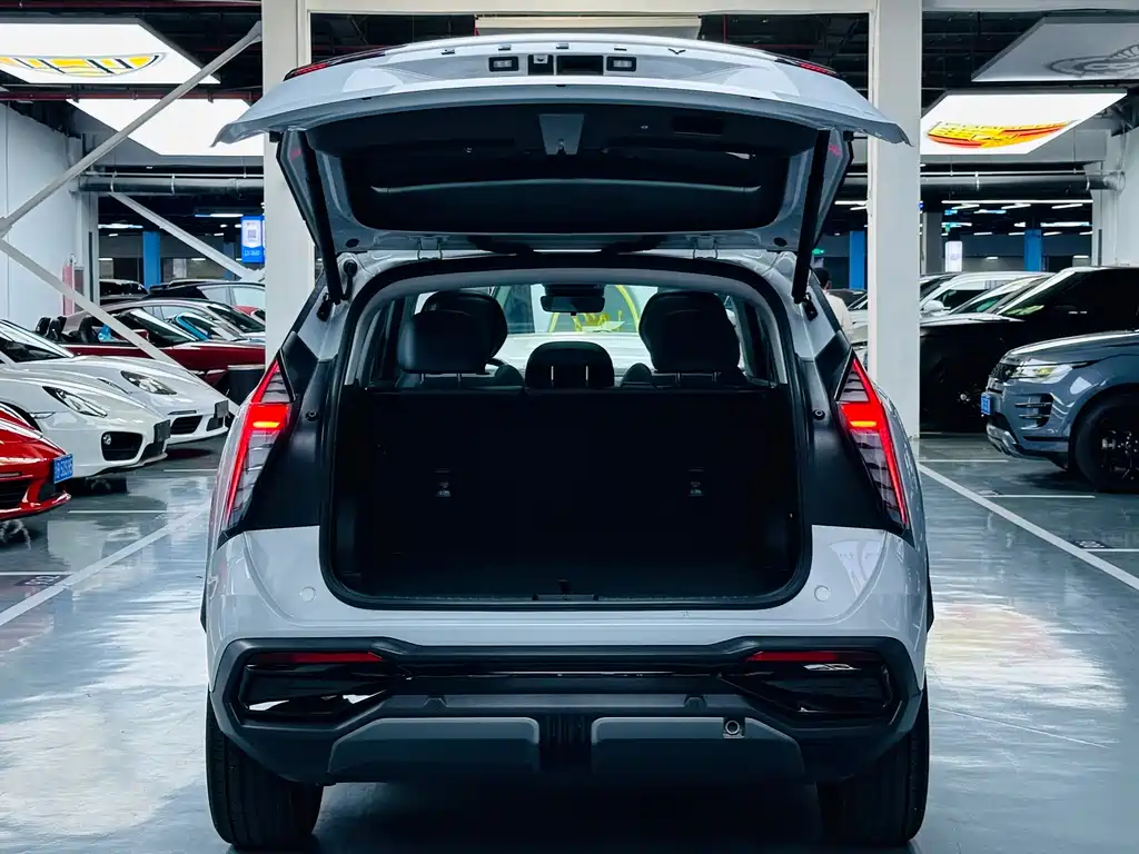 GEELY AUTOMOBILE BOYUE L