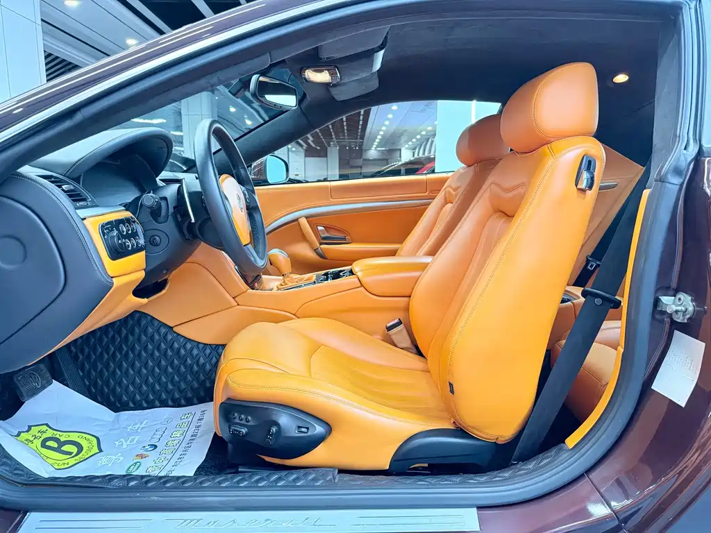 Maserati GranTurismo — миниатюра 7
