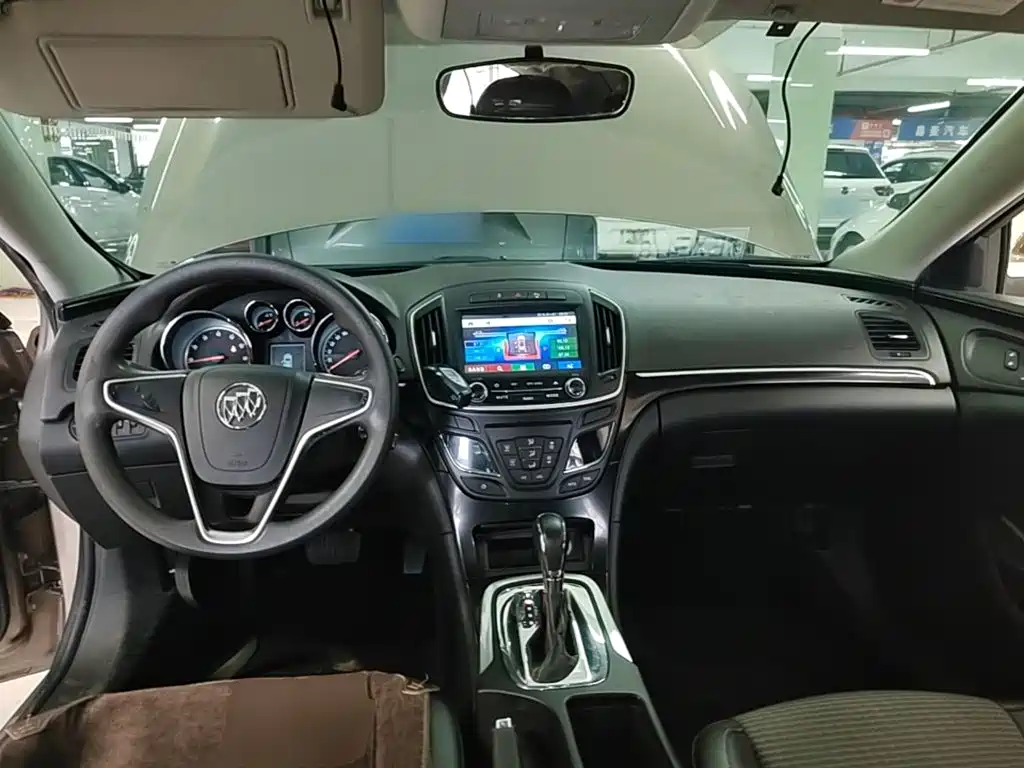 Buick Regal — миниатюра 10