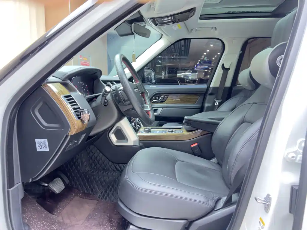 Land Rover Range Rover 2018 3.0 SC V6 Vogue Long Wheelbase