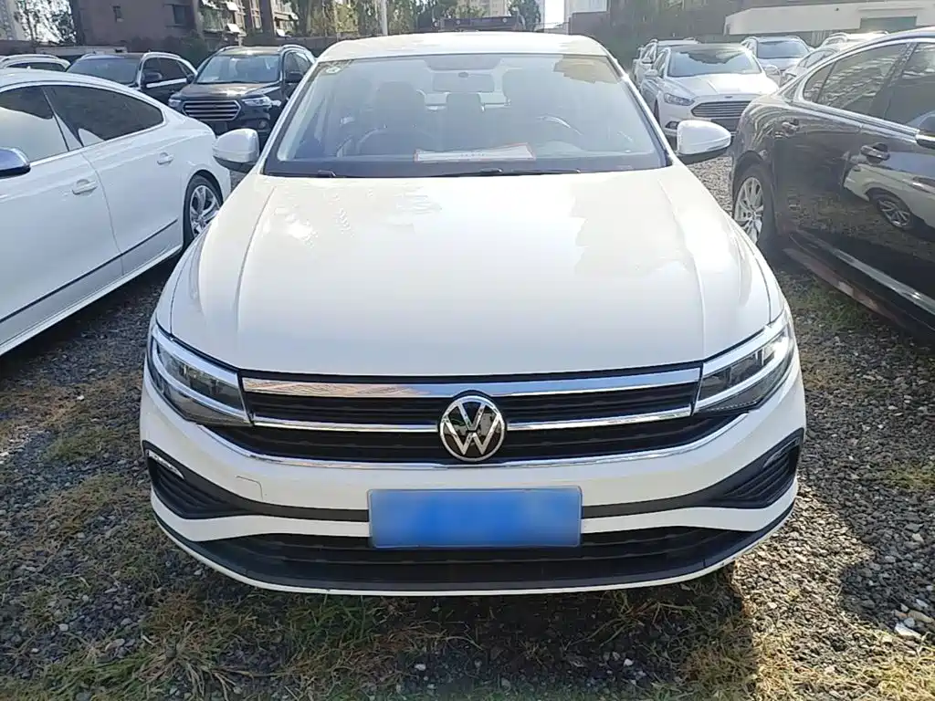 Volkswagen Bora — миниатюра 3