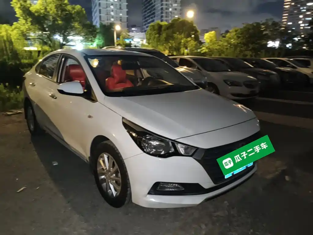 Hyundai Verna — миниатюра 4
